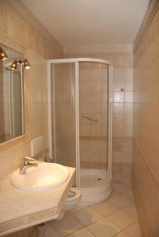Hotel Saol Криница-Здруй Екстериор снимка