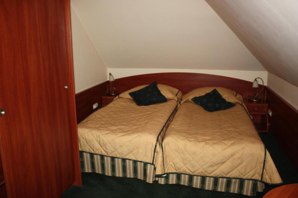 Hotel Saol Криница-Здруй Екстериор снимка